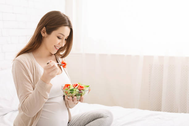 Bà bầu ăn gì tốt cho thai nhi?