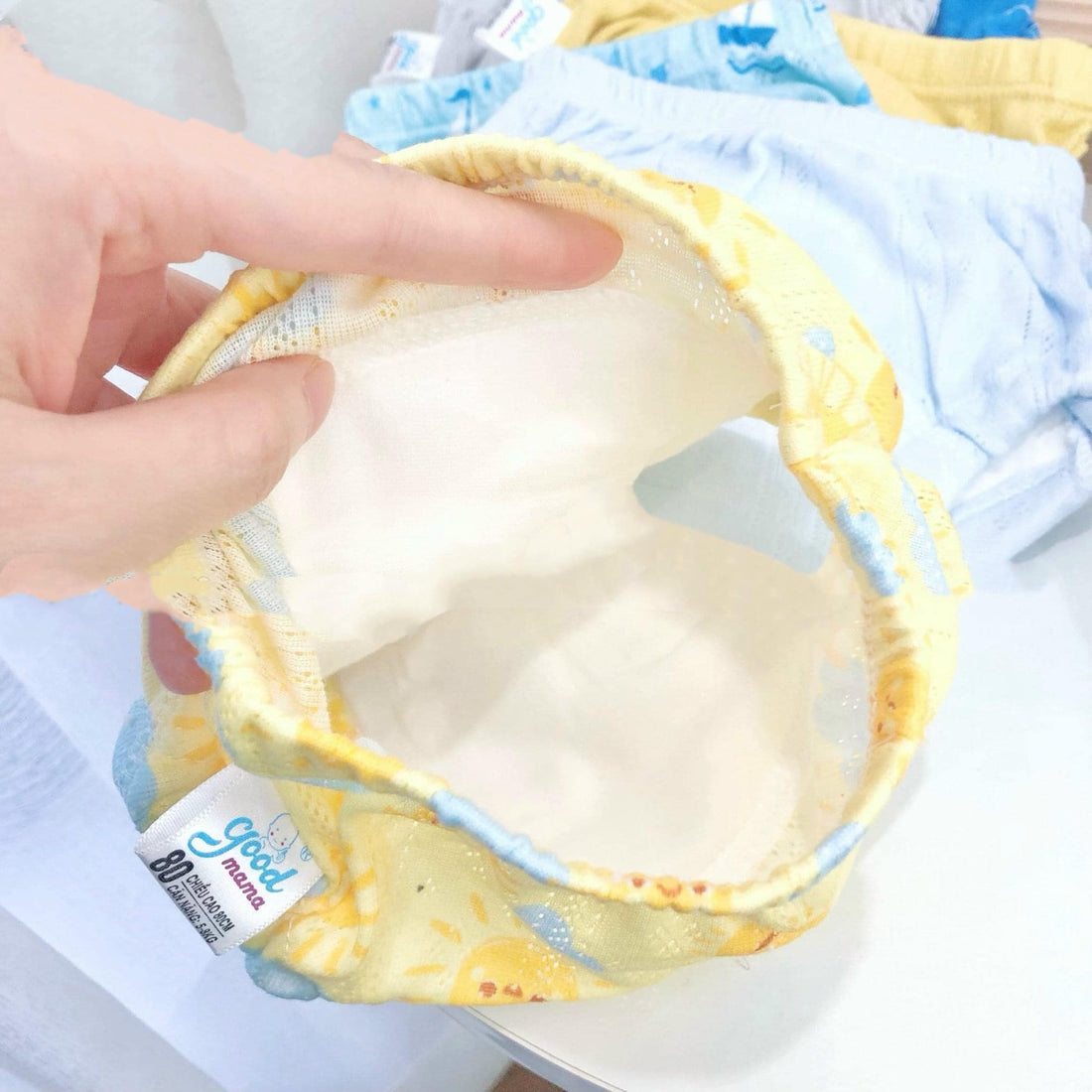 Cách chọn quần bỏ bỉm cho bé tốt nhất và phù hợp nhất