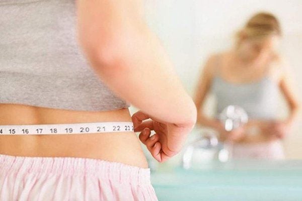 Giảm cân sau sinh: Bí quyết giữ dáng thon gọn mà vẫn đủ sữa cho bé bú